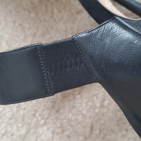 - Gorgeous Jimmy Choo Black Leather/Suede Heels ( 39.5) - Picture 9 of 10